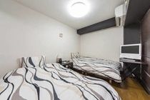 Sennichimae Dotonbori Apartment Осака Екстер'єр фото